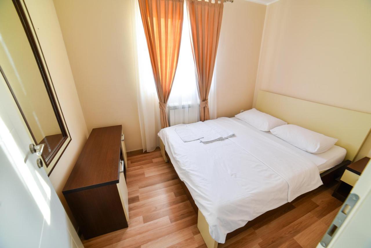 Motel Centar Бієліна Екстер'єр фото