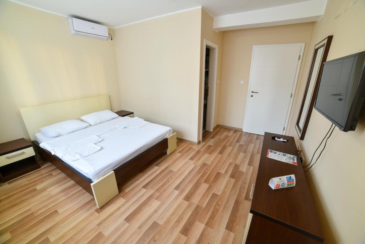 Motel Centar Бієліна Екстер'єр фото