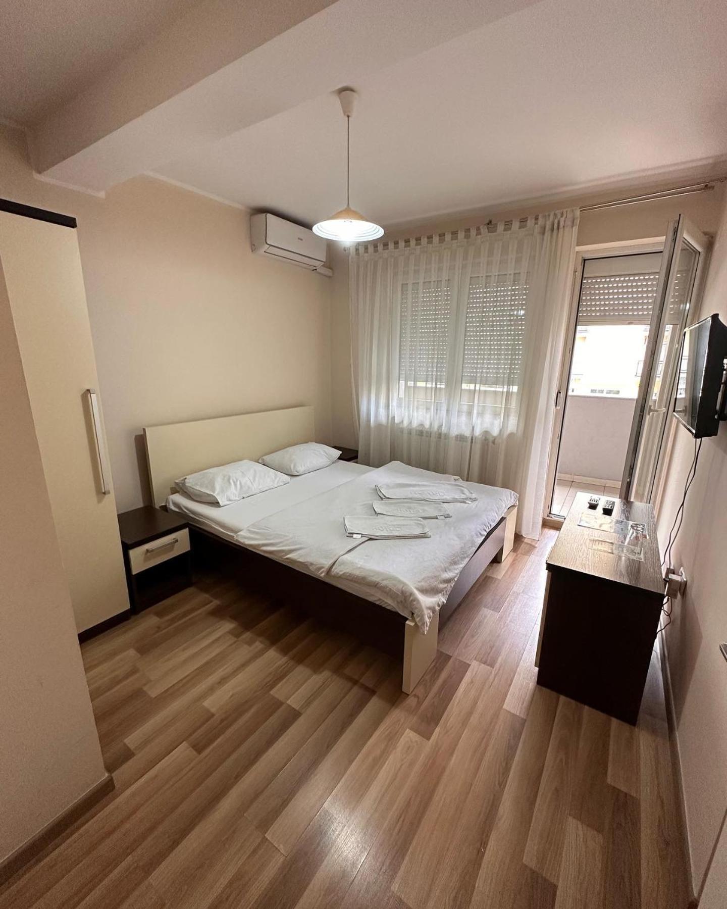 Motel Centar Бієліна Екстер'єр фото