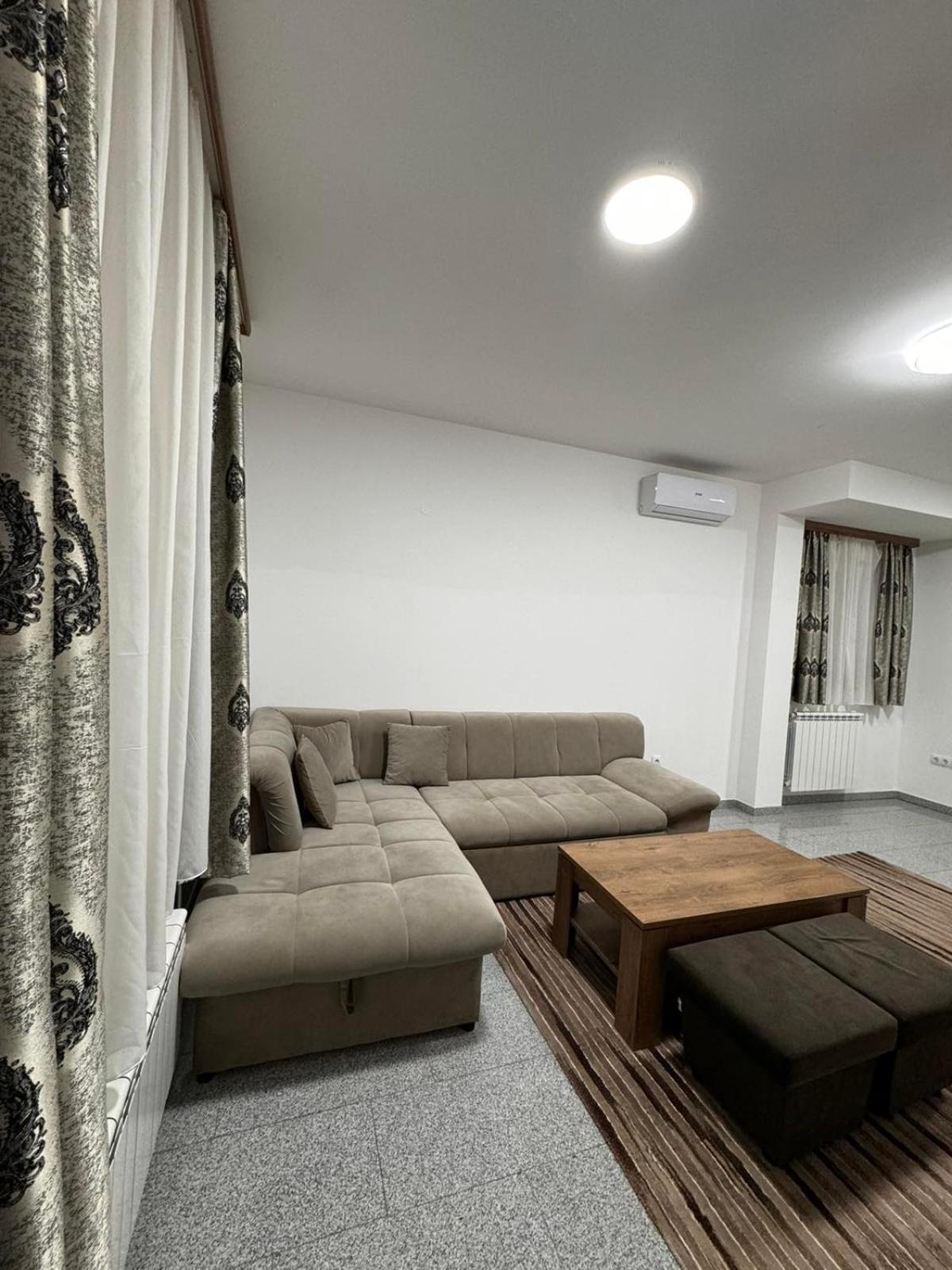 Motel Centar Бієліна Екстер'єр фото